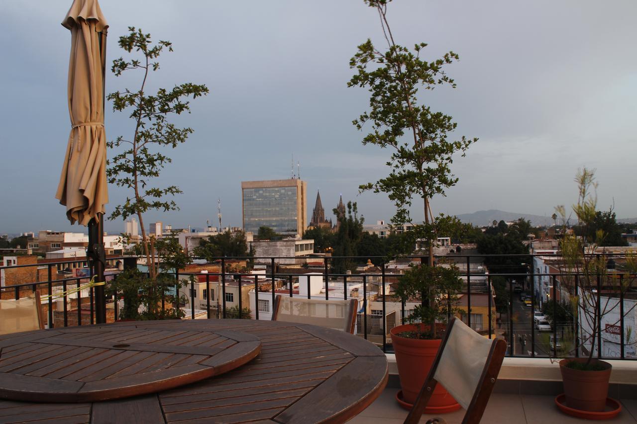 Suites Chapultepec Гвадалахара Экстерьер фото