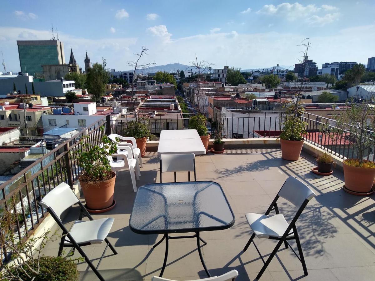 Suites Chapultepec Гвадалахара Экстерьер фото