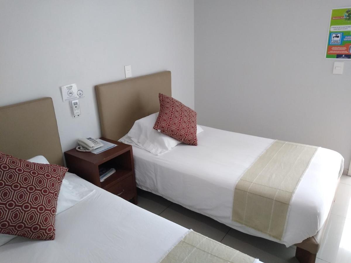 Suites Chapultepec Гвадалахара Экстерьер фото