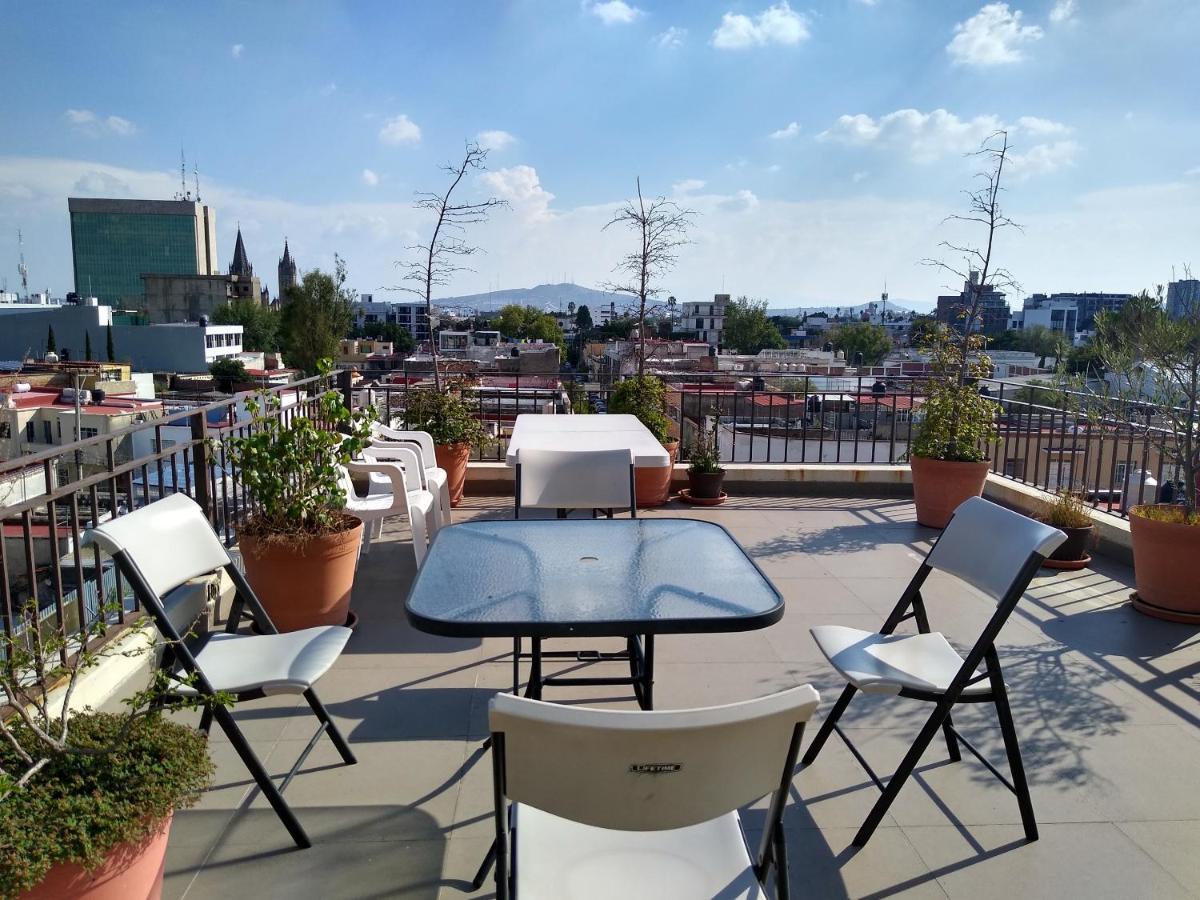 Suites Chapultepec Гвадалахара Экстерьер фото